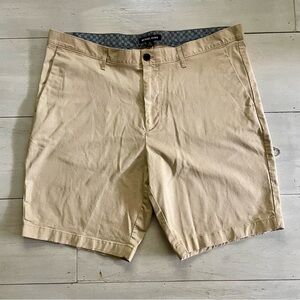 Michael Kors Men’s Flat Front Khaki Shorts, Size 38 Waist